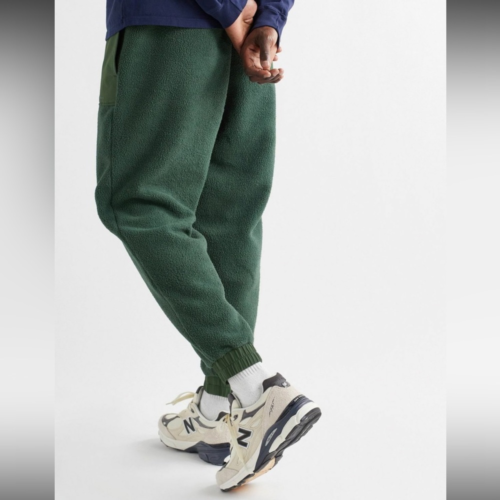 Outdoor Voices Tapered RecTrek-Panelled PrimoFleece Track Pants Green Medium - Picture 2 of 10